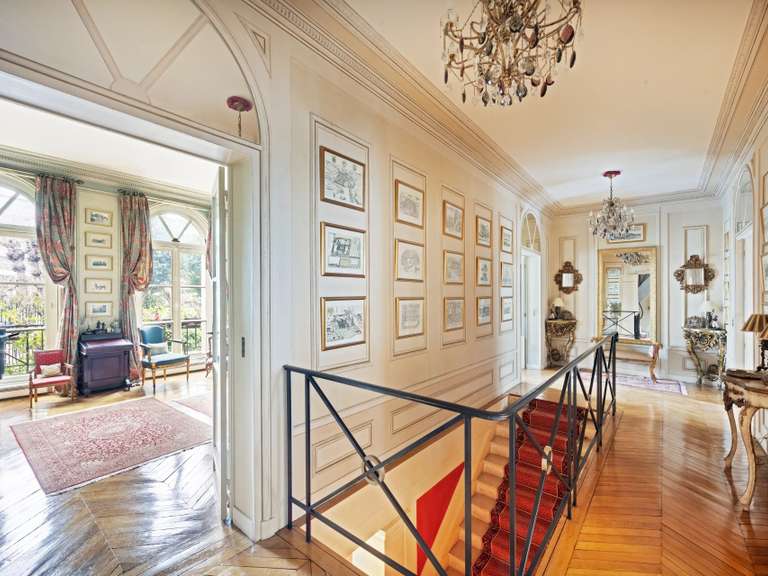 Mansion Paris 16e - 7 bedrooms - 484m²