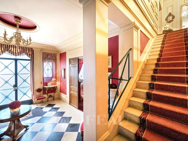 Hôtel particulier Paris 16e - 7 chambres - 484m²
