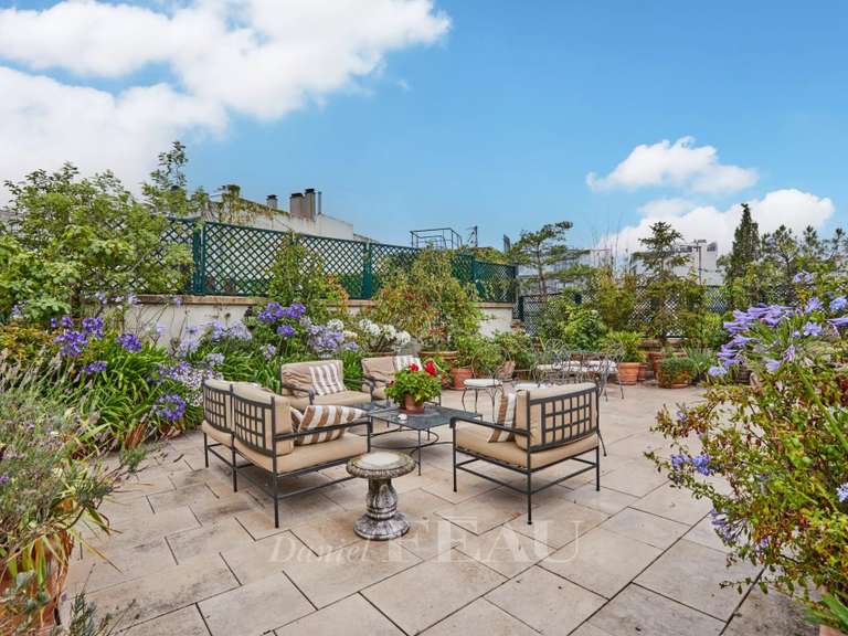 Hôtel particulier Paris 16e - 7 chambres - 484m²