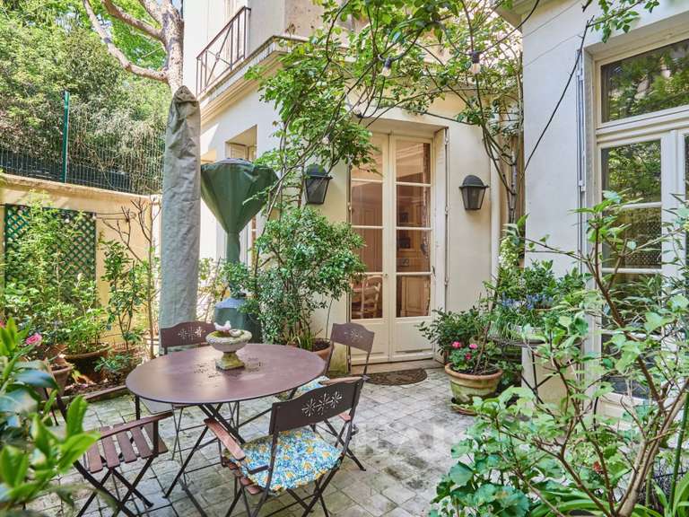 Hôtel particulier Paris 16e - 7 chambres - 484m²