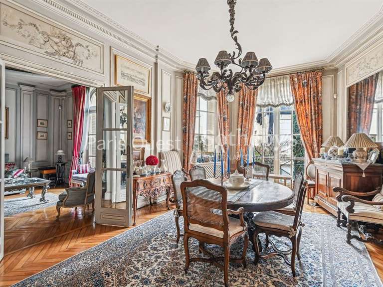 Hôtel particulier Paris 16e - 6 chambres - 485m²
