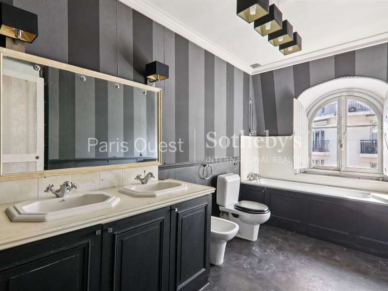 Hôtel particulier Paris 16e - 6 chambres - 530m²