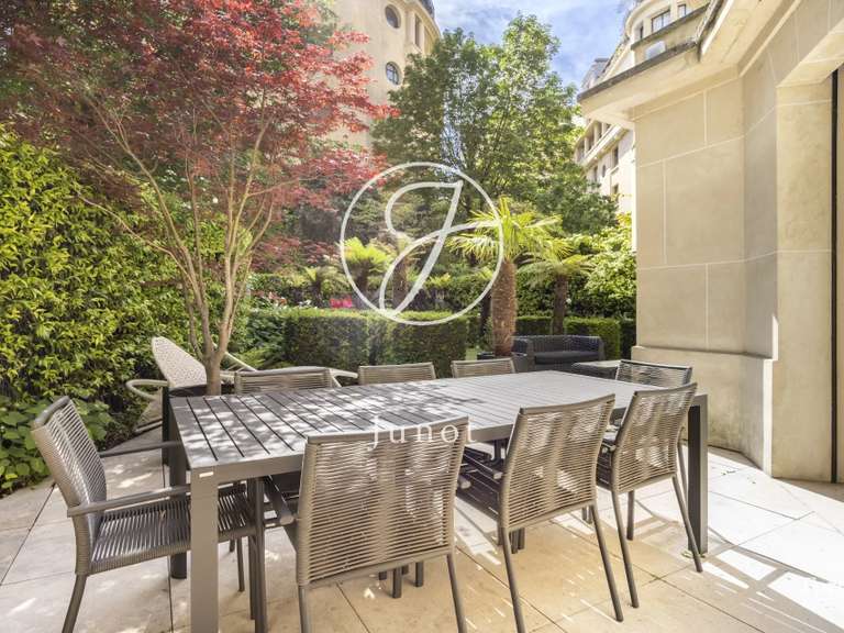 Hôtel particulier Paris 16e - 3 chambres - 424m²