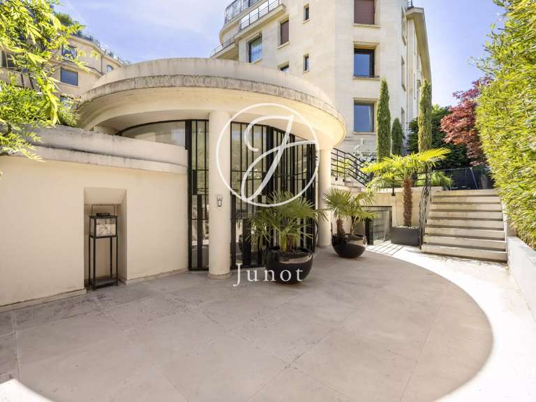 Hôtel particulier Paris 16e - 3 chambres - 424m²