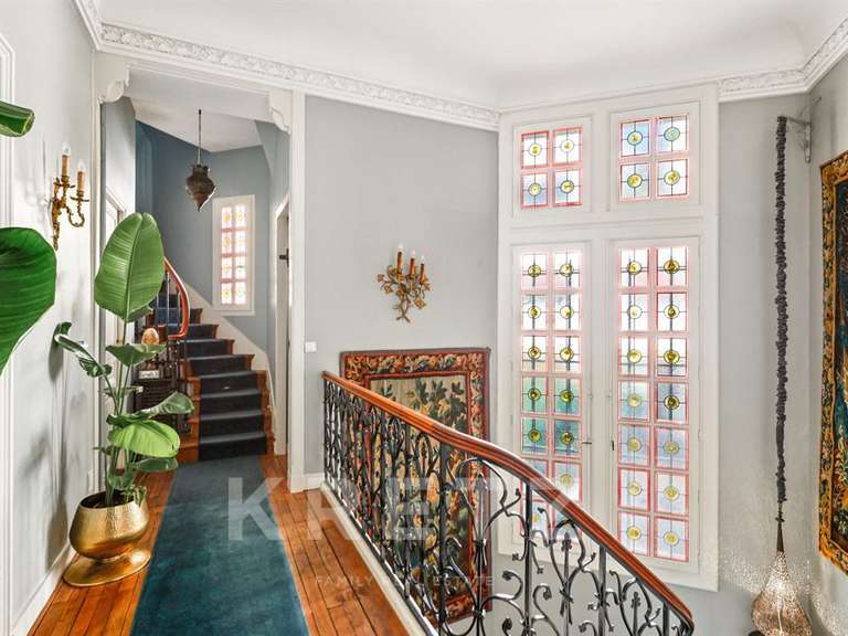 Hôtel particulier Paris 16e - 8 chambres - 413m²