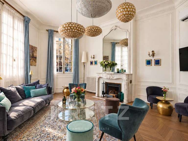 Hôtel particulier Paris 16e - 8 chambres - 413m²
