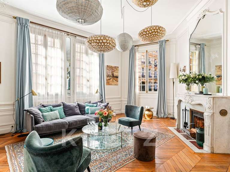 Hôtel particulier Paris 16e - 8 chambres - 413m²