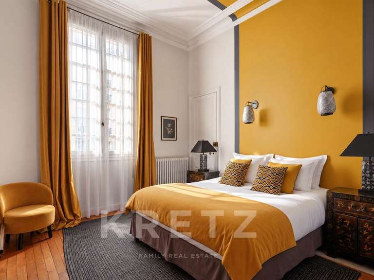 Hôtel particulier Paris 16e - 8 chambres - 413m²