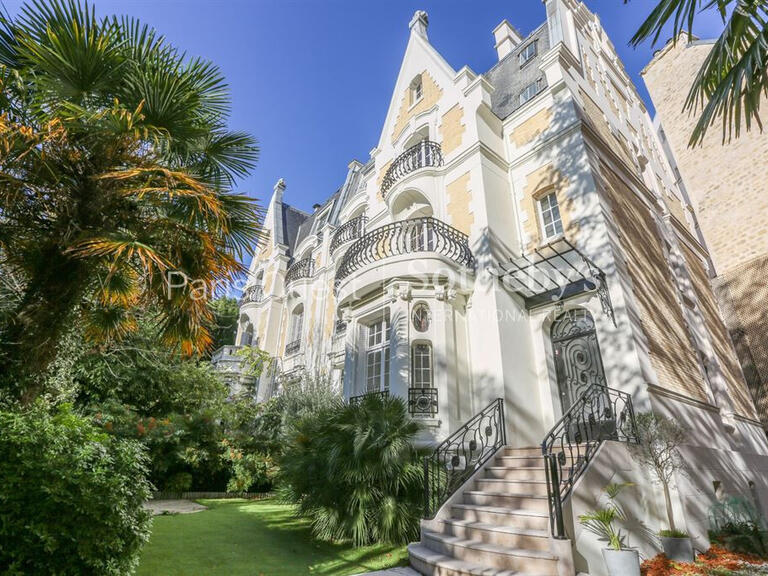 Rent House Paris 16e - 5 bedrooms