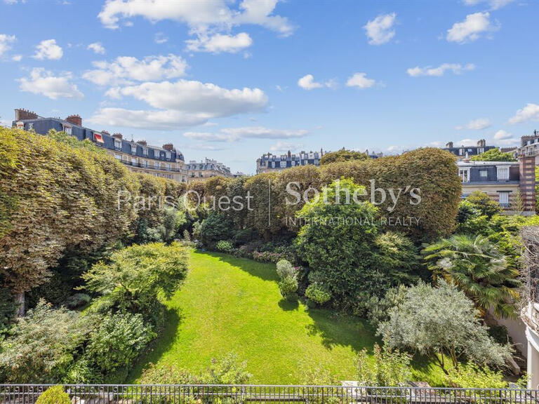Maison Paris 16e - 7 chambres - 1387m²