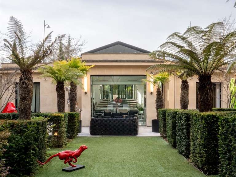 Maison Paris 16e - 4 chambres - 425m²