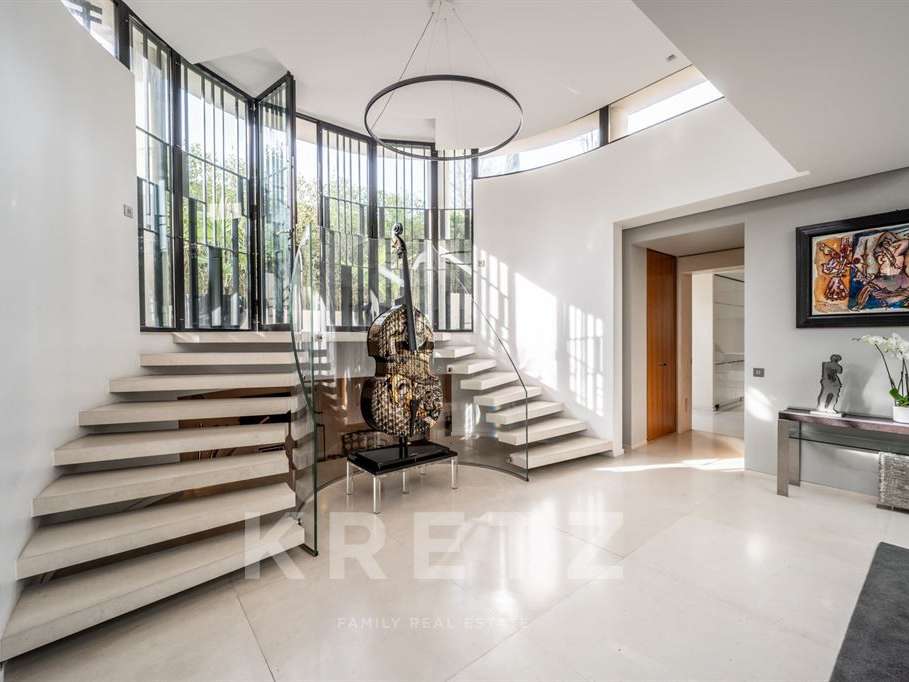 House Paris 16e