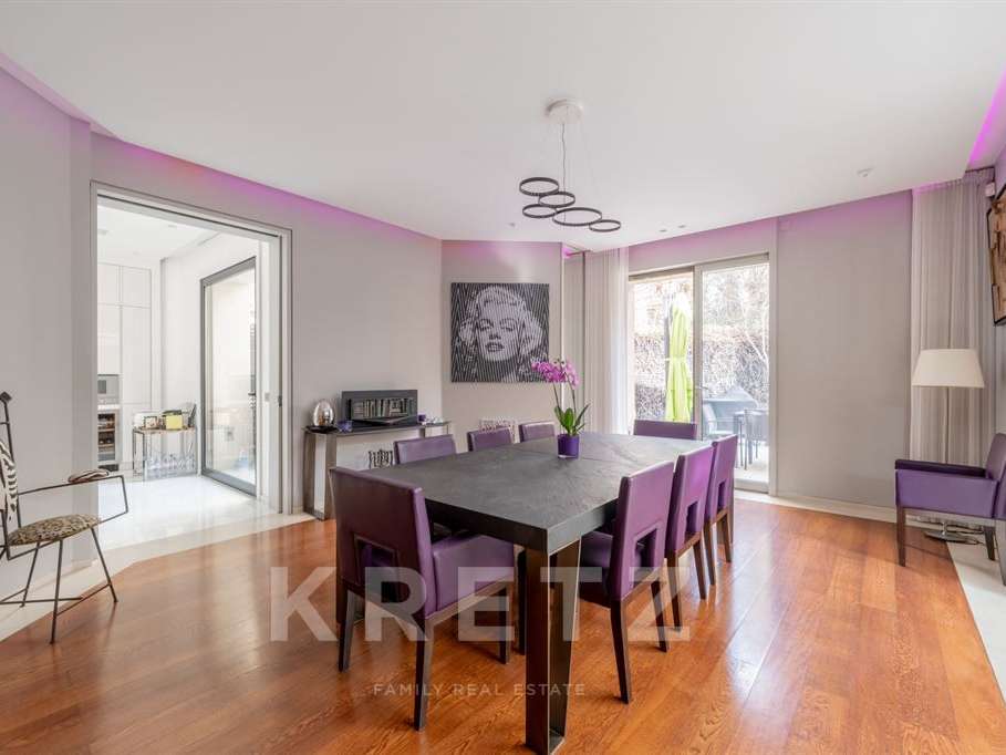 House Paris 16e
