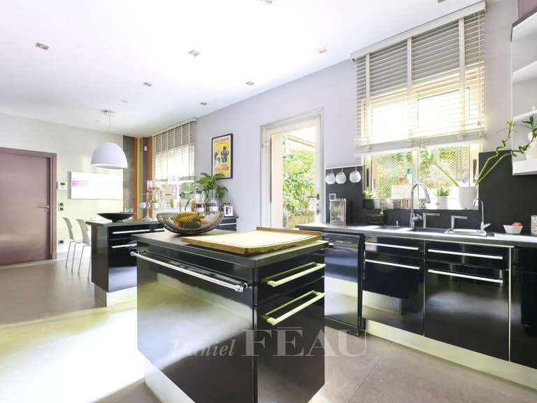 Maison Paris 16e - 6 chambres - 504m²