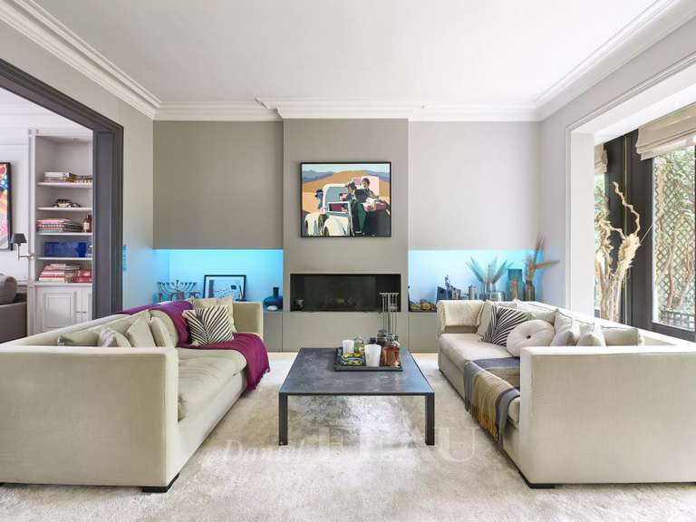 Maison Paris 16e - 6 chambres - 504m²