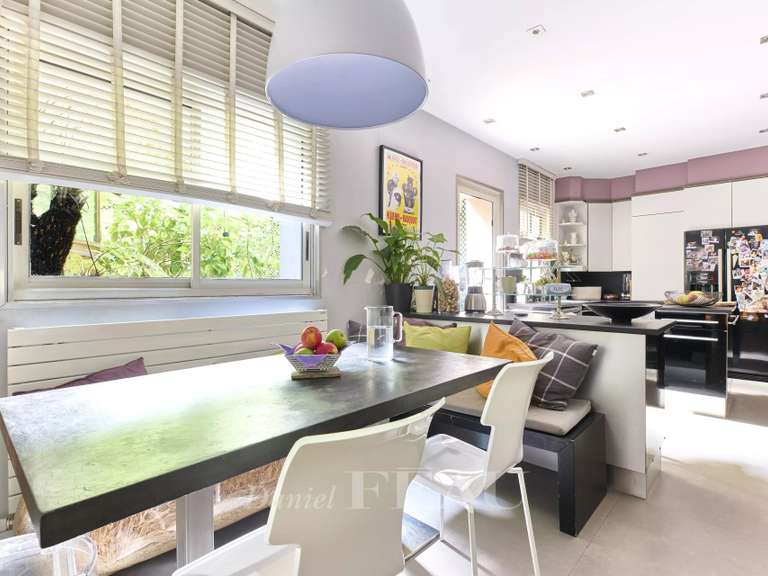 Maison Paris 16e - 6 chambres - 504m²