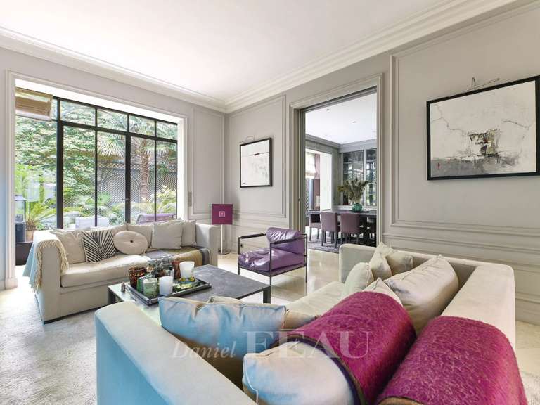 Maison Paris 16e - 6 chambres - 504m²