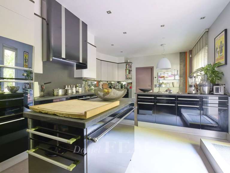 Maison Paris 16e - 6 chambres - 504m²