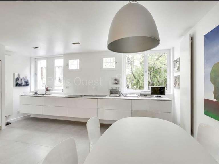 House Paris 16e - 3 bedrooms - 170m²