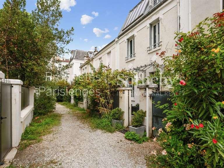 Maison Paris 16e - 4 chambres - 157m²