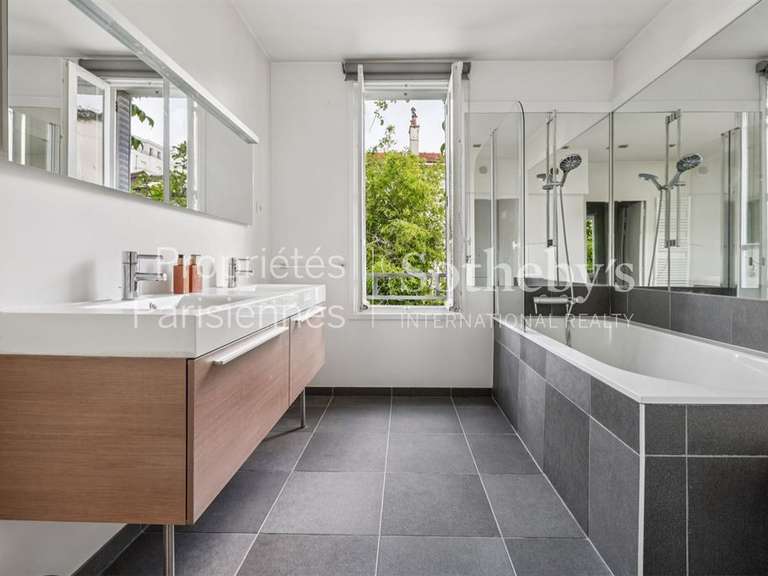 Maison Paris 16e - 4 chambres - 157m²