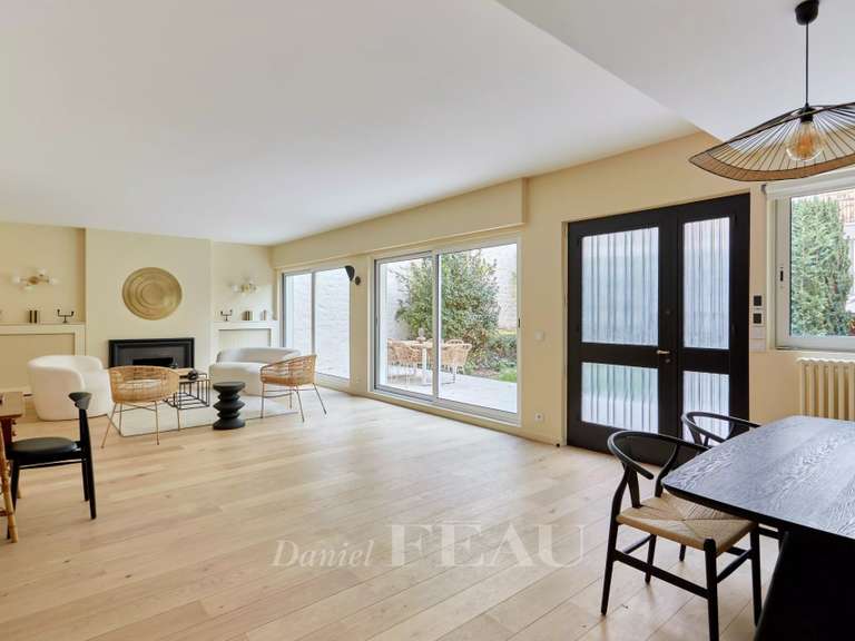 Maison Paris 16e - 3 chambres - 143m²