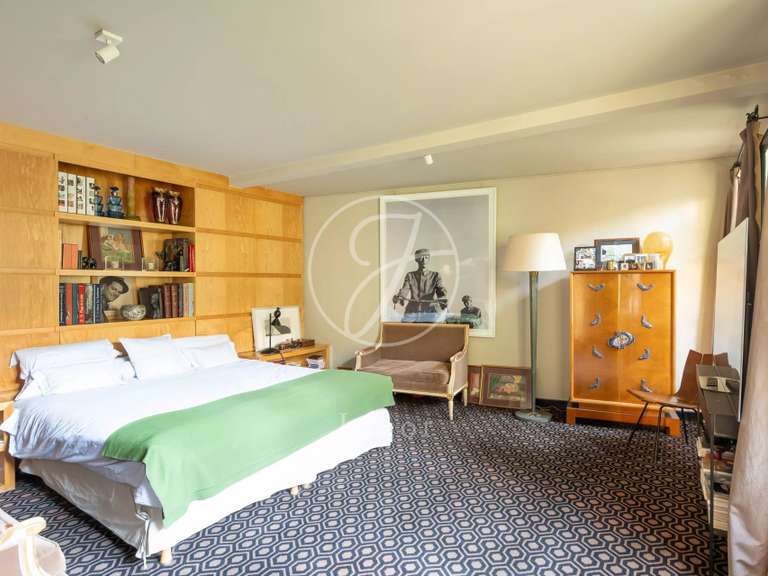 Maison Paris 16e - 3 chambres - 245m²