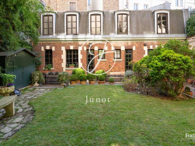 Maison Paris 16e - 3 chambres - 245m²