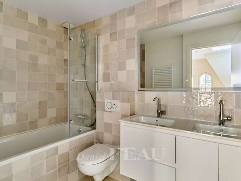 House Paris 16e - 3 bedrooms - 130m²