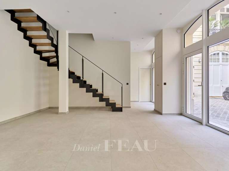 House Paris 16e - 3 bedrooms - 130m²