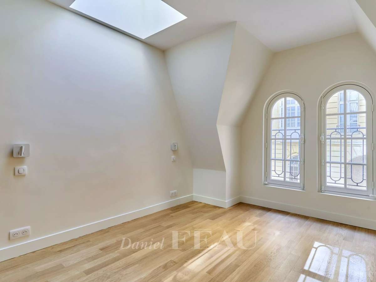 House Paris 16e