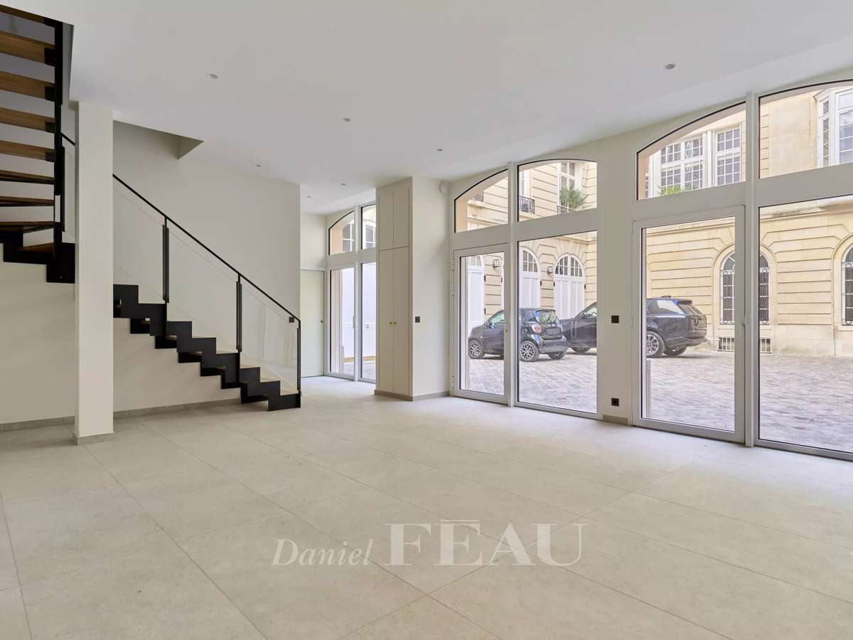House Paris 16e