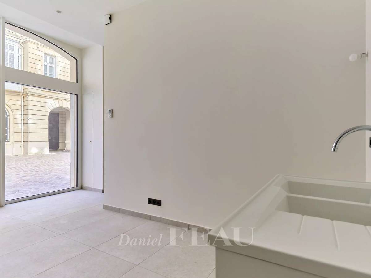 House Paris 16e