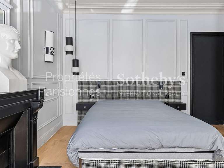 House Paris 16e - 3 bedrooms - 332m²