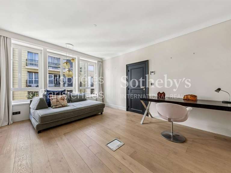 Maison Paris 16e - 3 chambres - 332m²