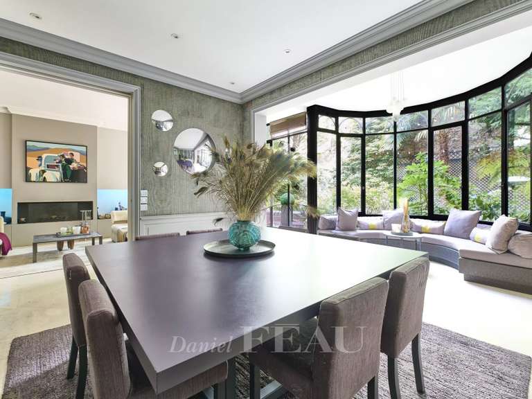 Maison Paris 16e - 6 chambres - 504m²