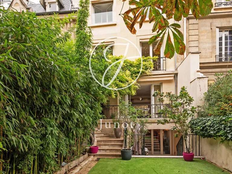 Maison Paris 16e - 6 chambres - 399m²