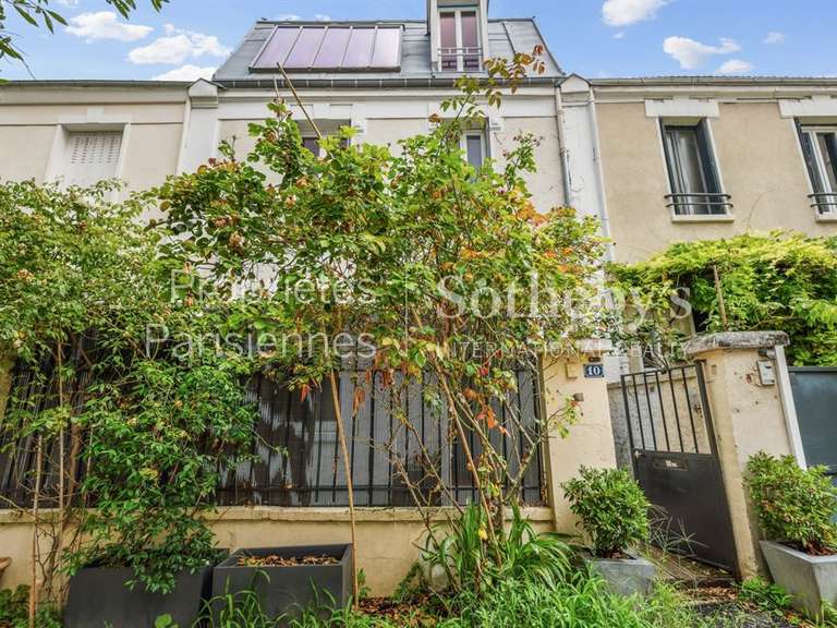 House Paris 16e - 4 bedrooms - 157m²