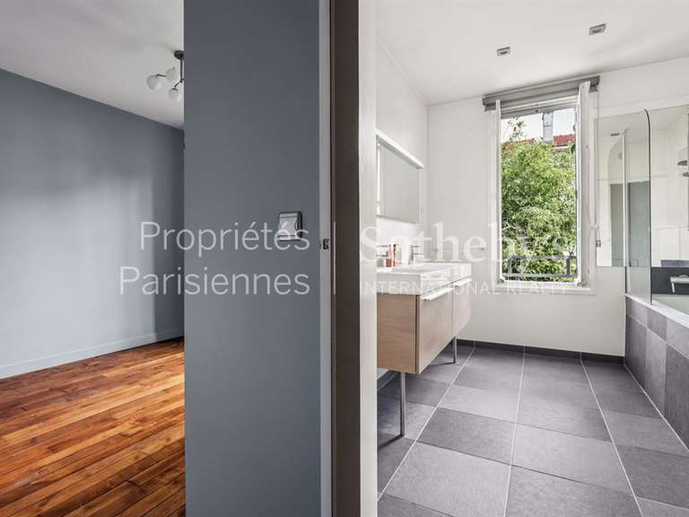 House Paris 16e - 4 bedrooms - 157m²