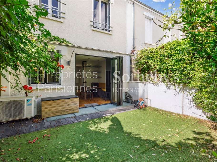 House Paris 16e