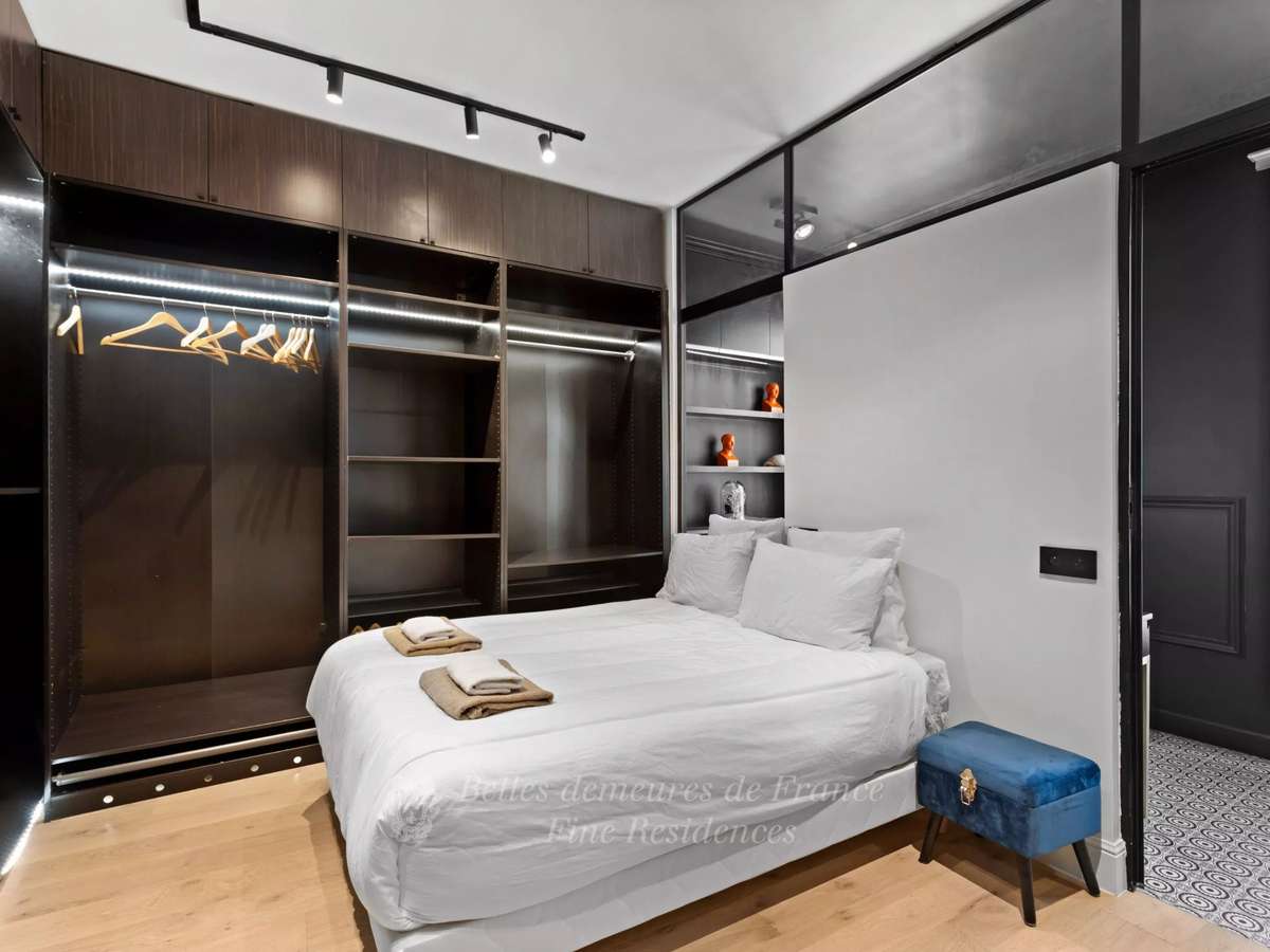 House Paris 16e