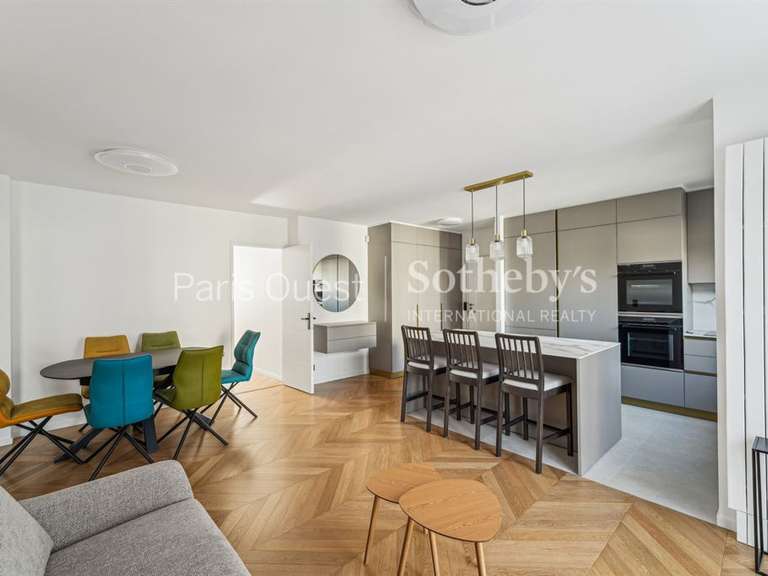 Appartement Paris 17e - 3 chambres - 78m²
