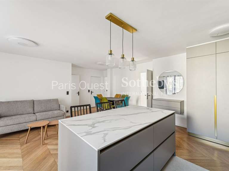 Appartement Paris 17e - 3 chambres - 78m²