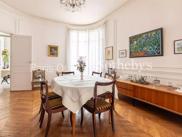 Apartment Paris 17e