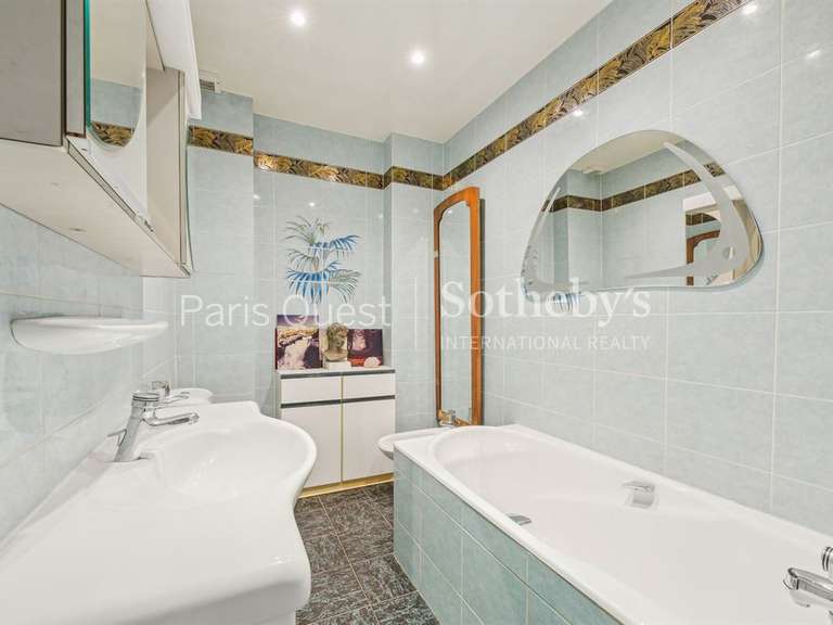 Apartment Paris 17e - 3 bedrooms - 143m²