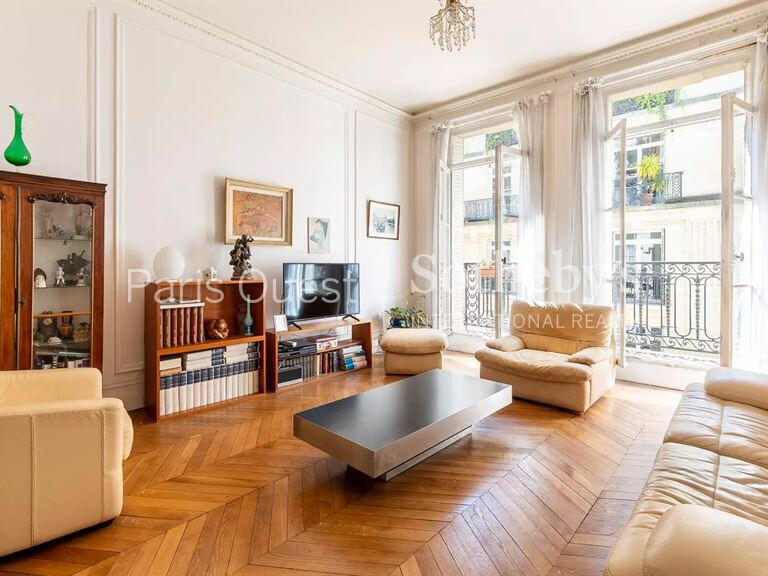 Appartement Paris 17e - 3 chambres - 143m²