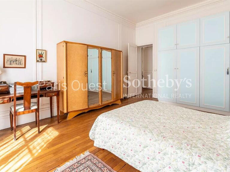 Apartment Paris 17e