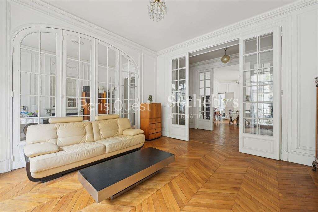 Apartment Paris 17e