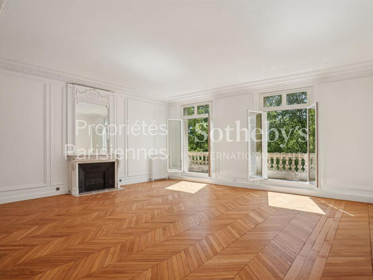 Apartment Paris 17e - 2 bedrooms - 186m²