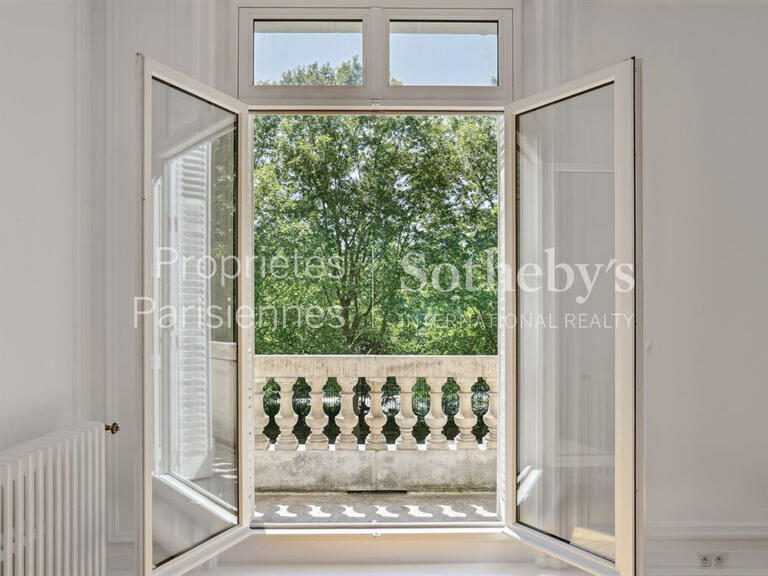 Appartement Paris 17e - 2 chambres - 186m²